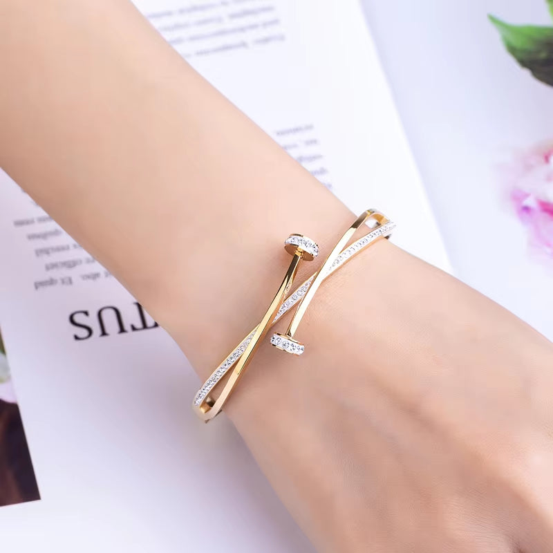 New Unique Double Crystal Nail Head Cross Stainless Steel Bracelet for Woman Love Wedding Gift Bangle Jewelry Wholesale