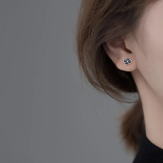 Genuine 925 Sterling Silver Chic Black Zircon Four-Leaf Clover Spiral Bead Stud Earrings for Women Party Wedding Jewelry